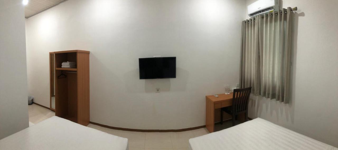 Aurora Hotel Siliwangi Cirebon Exterior photo